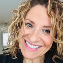 Visitez le profil de Nikkie de Blainville, Laurentides